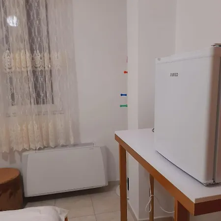 Zen Zen & 4* Tirana